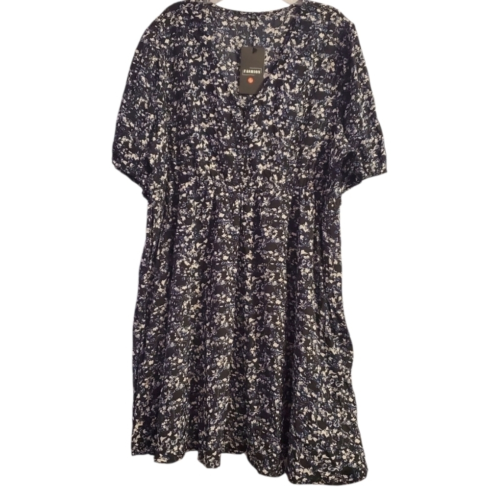 NWT Boutique Women's Plus Size Floral Dress 4XL